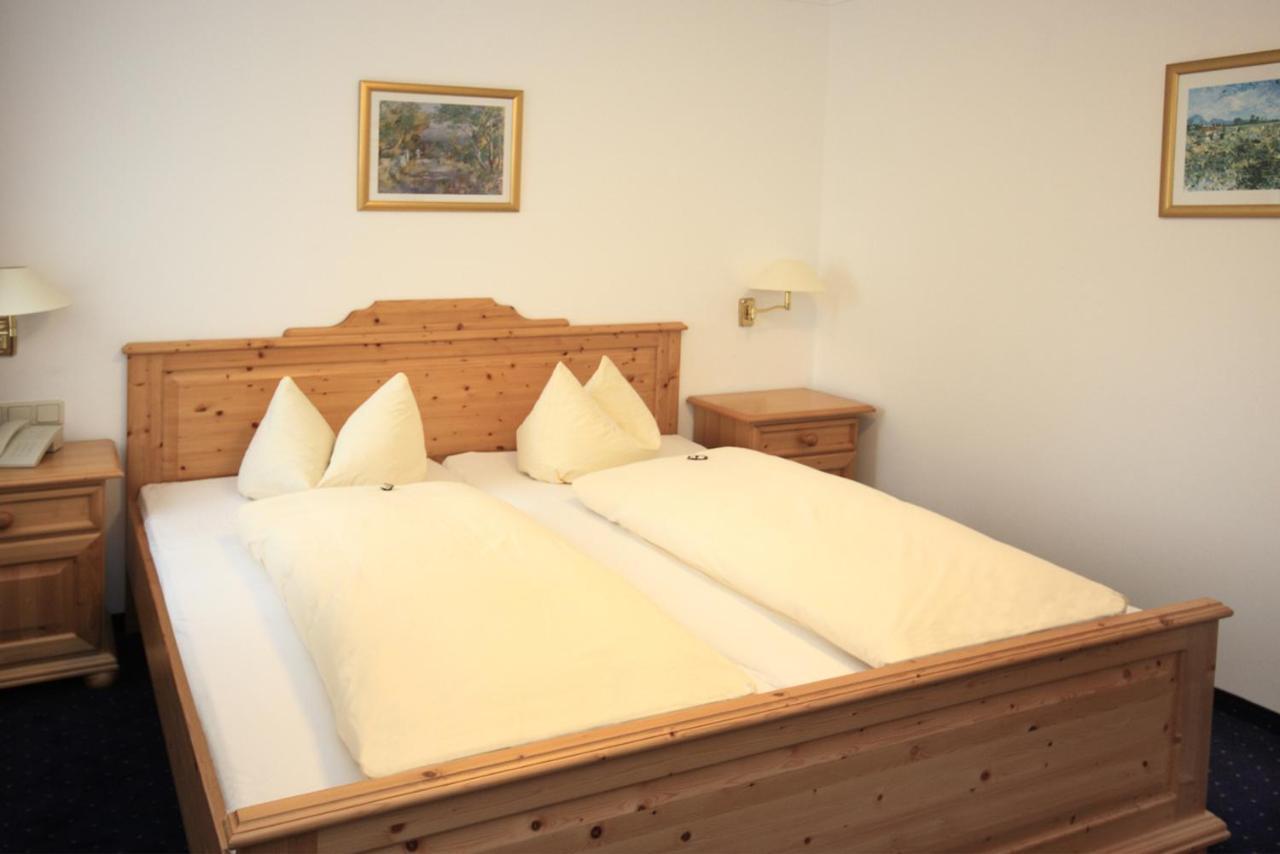 Hotel Trasen Валдкрайбург Екстериор снимка